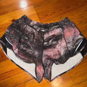 Lululemon Hotty Hot shorts